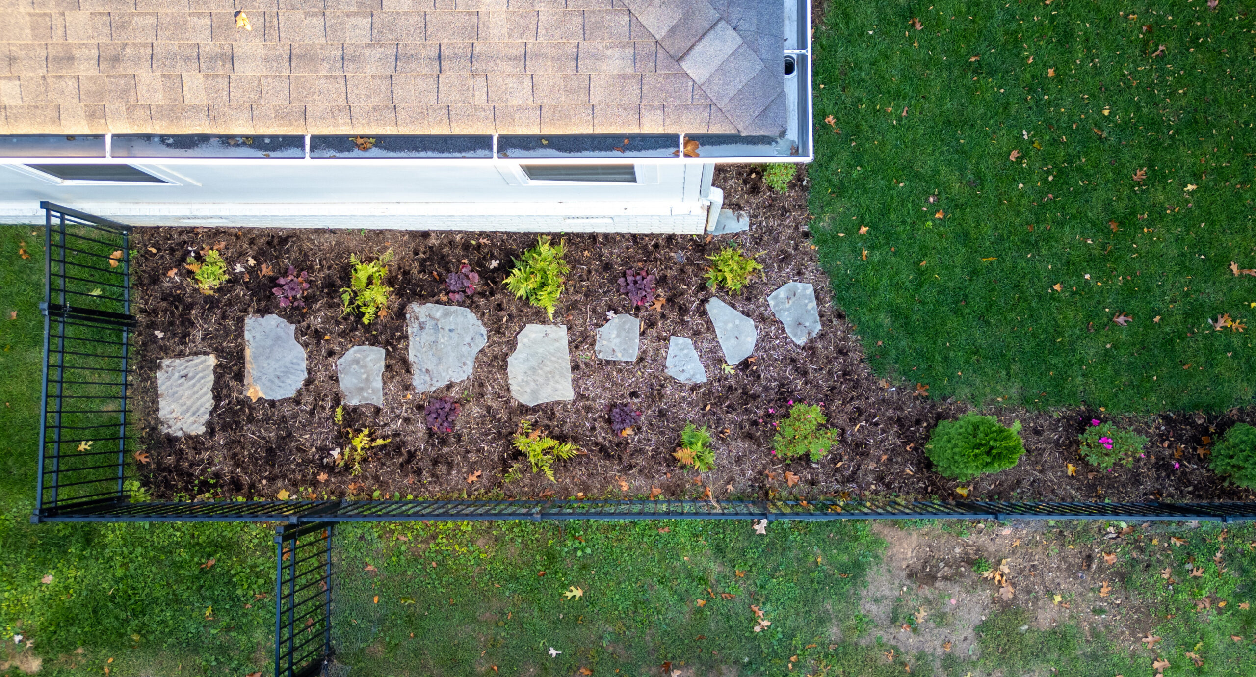 Wide lawn